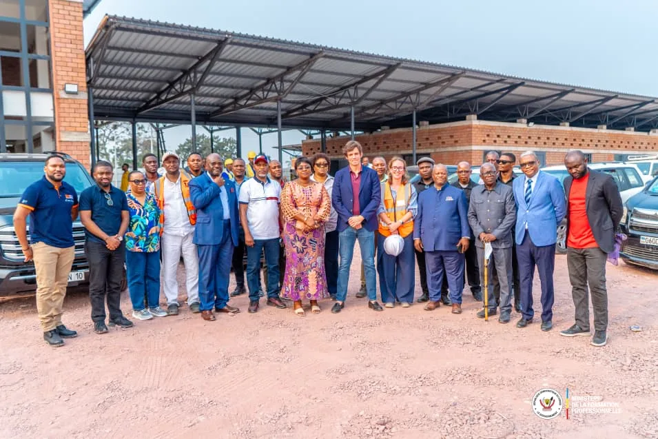Le DG de MGT visite deux chantiers phares à Kinshasa et salue la vision du Ministre Marc Ekila